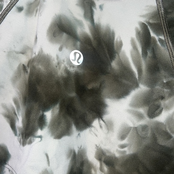 Lululemon green diamond dye align crop tank - Picture 3 of 4